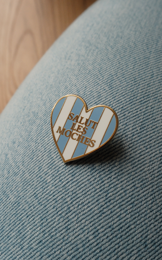 Pin's BISOUS SALÉ - Salut les moches