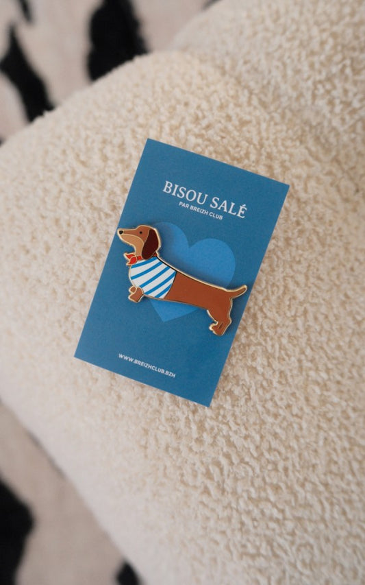 Pin's BISOUS SALÉ - Teckel
